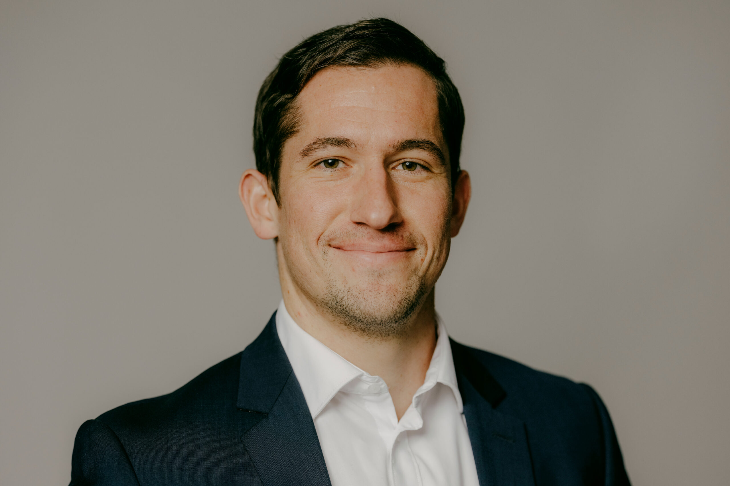 Portrait von Oliver Schlenker